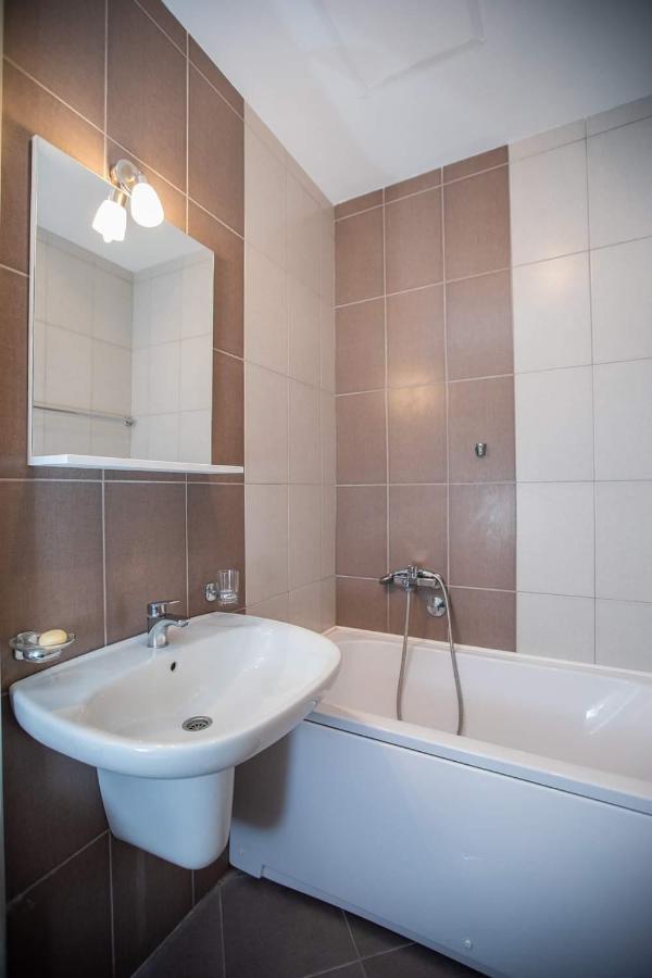 Naki Apartmani Podgorica Exterior foto